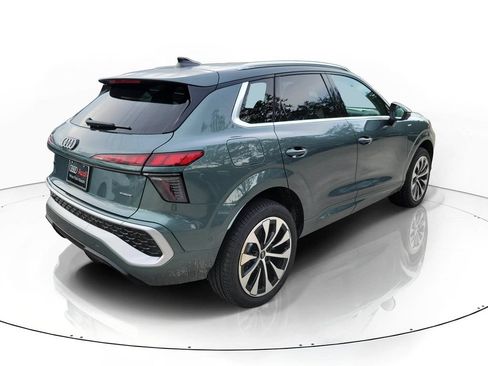 New 2026 Audi Q3 quattro 2.0T AWD/4WD image 4