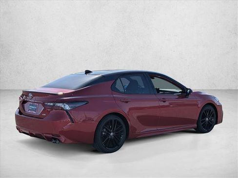 Used 2024 Toyota Camry XSE FWD image 5