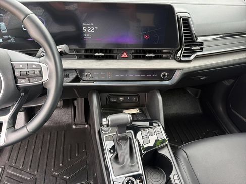 Used 2023 Kia Sportage X-Line AWD/4WD image 17