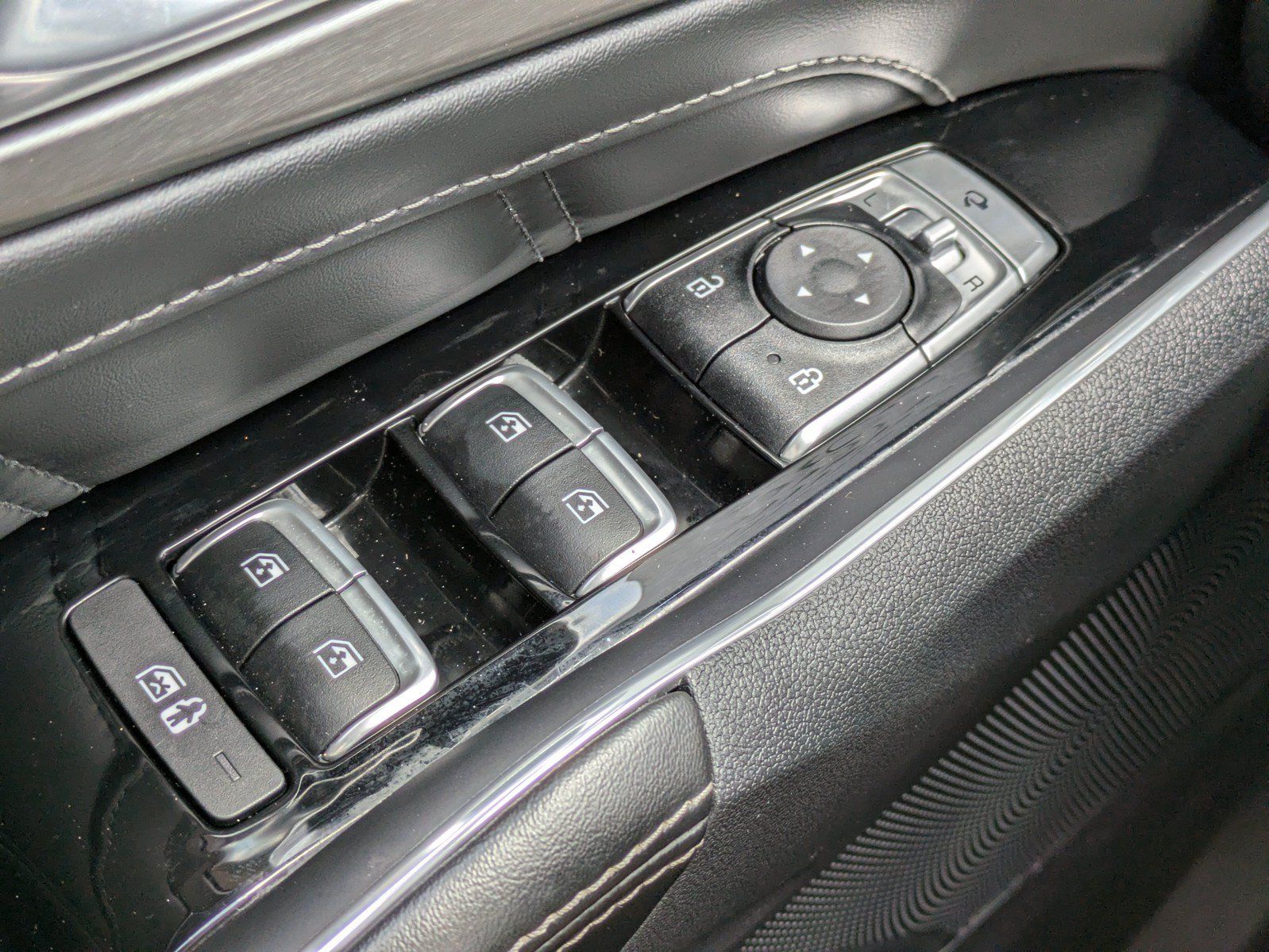 Certified 2023 Kia Sorento SX AWD/4WD image 20
