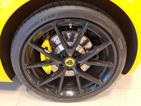 New 2025 Lotus Emira image 19