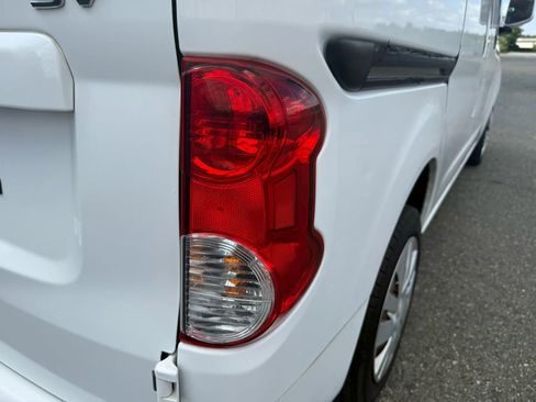 Used 2018 Nissan NV200 SV w/ Navigation Package image 53