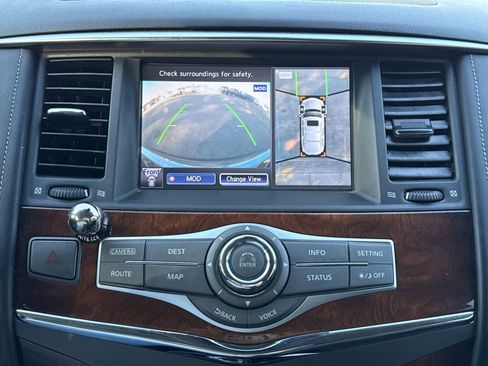 Used 2017 INFINITI QX80 4WD w/ Deluxe Technology Package image 31