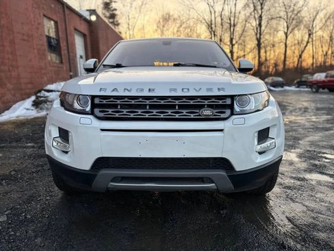 Used 2015 Land Rover Range Rover Evoque Pure Plus image 3