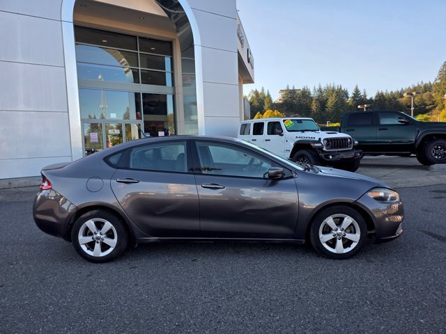 Used 2015 Dodge Dart SXT FWD image 2