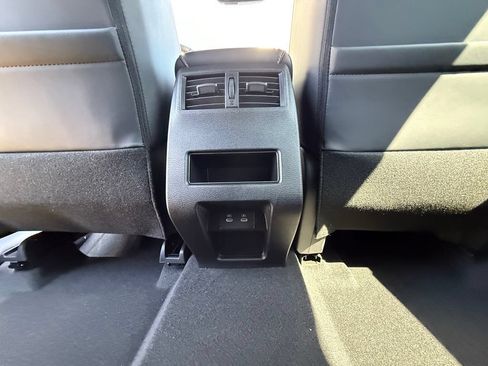 New 2026 Mitsubishi Outlander LE FWD image 40