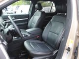 Used 2017 Ford Explorer XLT w/ Equipment Group 202A image 4
