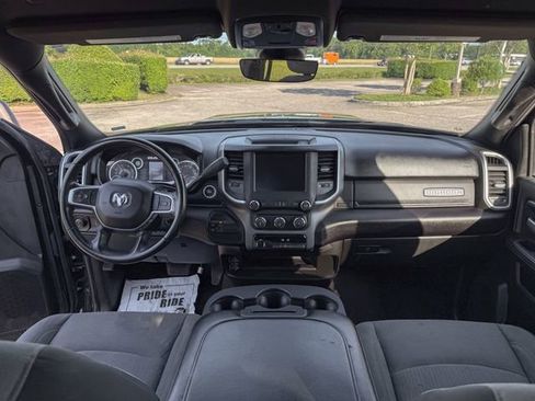 Used 2024 RAM 2500 Big Horn AWD/4WD image 16