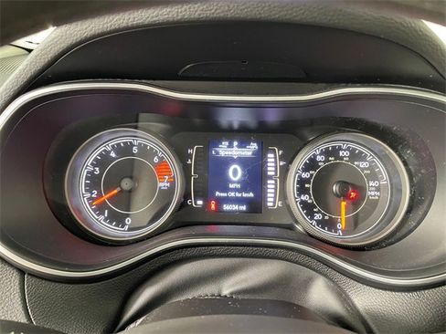 Used 2021 Jeep Cherokee Latitude image 5