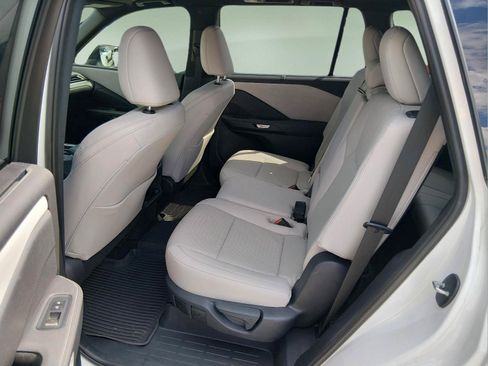 Used 2025 Lexus TX 350 AWD w/ Technology Package image 14