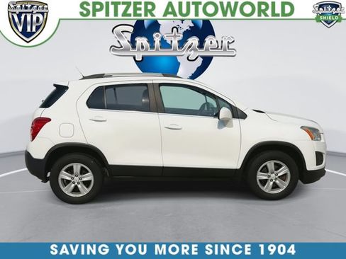 Used 2016 Chevrolet Trax LT w/ LT Convenience Package AWD/4WD image 10