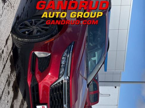 Used 2023 Chevrolet Equinox RS image 1