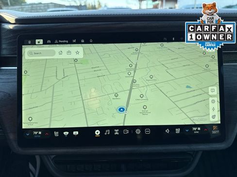 Used 2022 Rivian R1S Launch Edition image 22