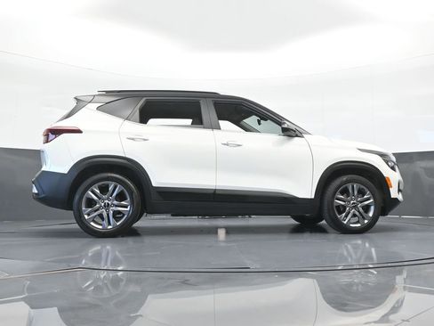 Used 2023 Kia Seltos S FWD image 55