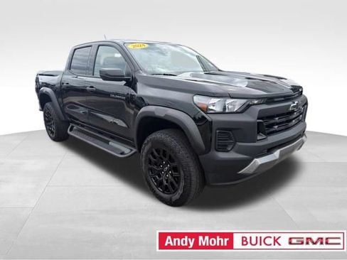Used 2024 Chevrolet Colorado Trail Boss w/ Advanced Trailering Package AWD/4WD image 15