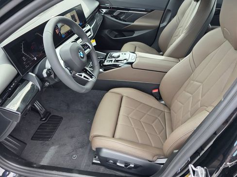 New 2026 BMW 530i w/ M Sport Package image 7