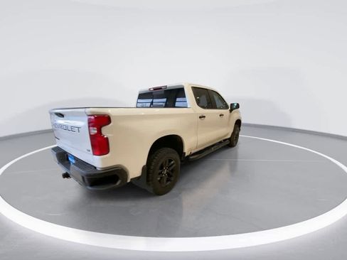 Used 2022 Chevrolet Silverado 1500 LT Trail Boss w/ Convenience Package II image 8