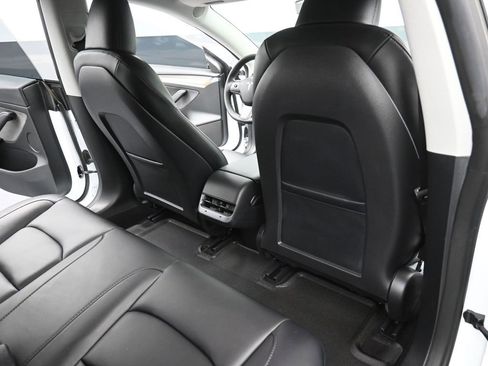 Used 2023 Tesla Model 3 Performance image 23