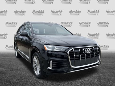 Used 2022 Audi Q7 Premium Plus w/ Premium Plus Package image 2