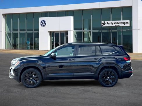 New 2026 Volkswagen Atlas SE FWD image 5