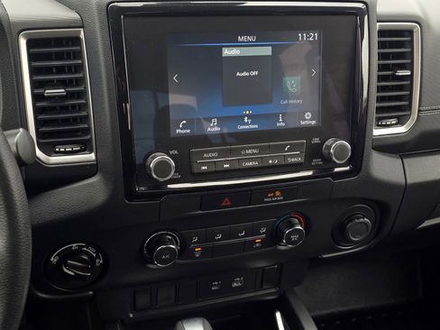 Used 2022 Nissan Frontier SV AWD/4WD image 17