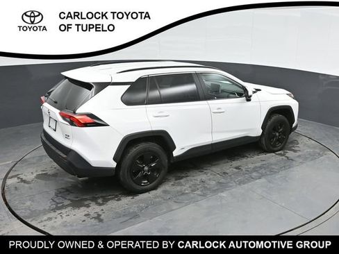 Used 2025 Toyota RAV4 XLE image 29