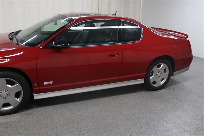Used 2007 Chevrolet Monte Carlo SS w/ Convenience Package FWD image 4