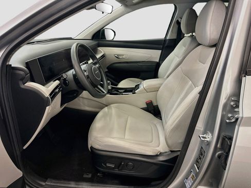 Used 2025 Hyundai Tucson SEL AWD/4WD image 13