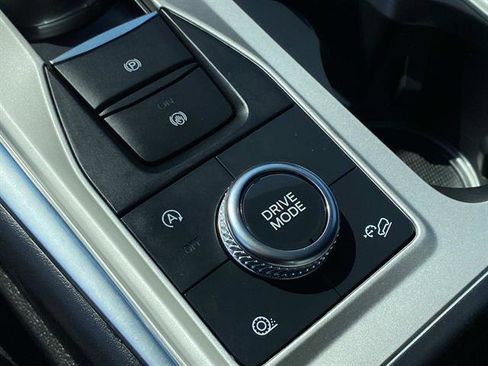 Certified 2022 Ford Explorer Platinum w/ Equipment Group 601A image 26