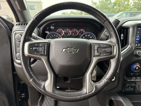 Used 2020 Chevrolet Silverado 1500 LT Trail Boss AWD/4WD image 23