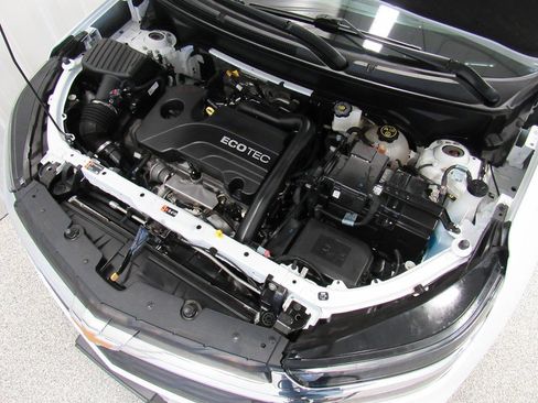 Used 2022 Chevrolet Equinox LS w/ LS Convenience Package AWD/4WD image 24