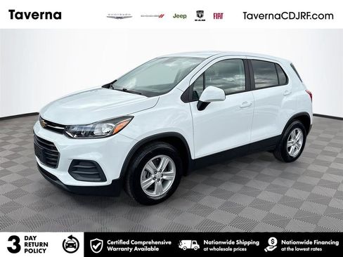 Used 2020 Chevrolet Trax LS w/ Tint and Cruise Package FWD image 1