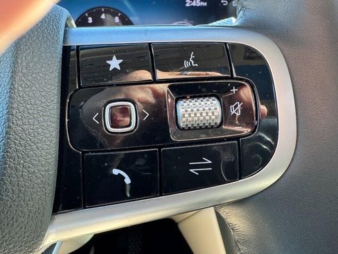 Certified 2025 Genesis GV80 2.5T Prestige image 19