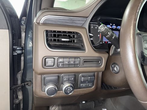 Used 2021 GMC Yukon SLT w/ SLT Luxury Plus Package RWD image 23