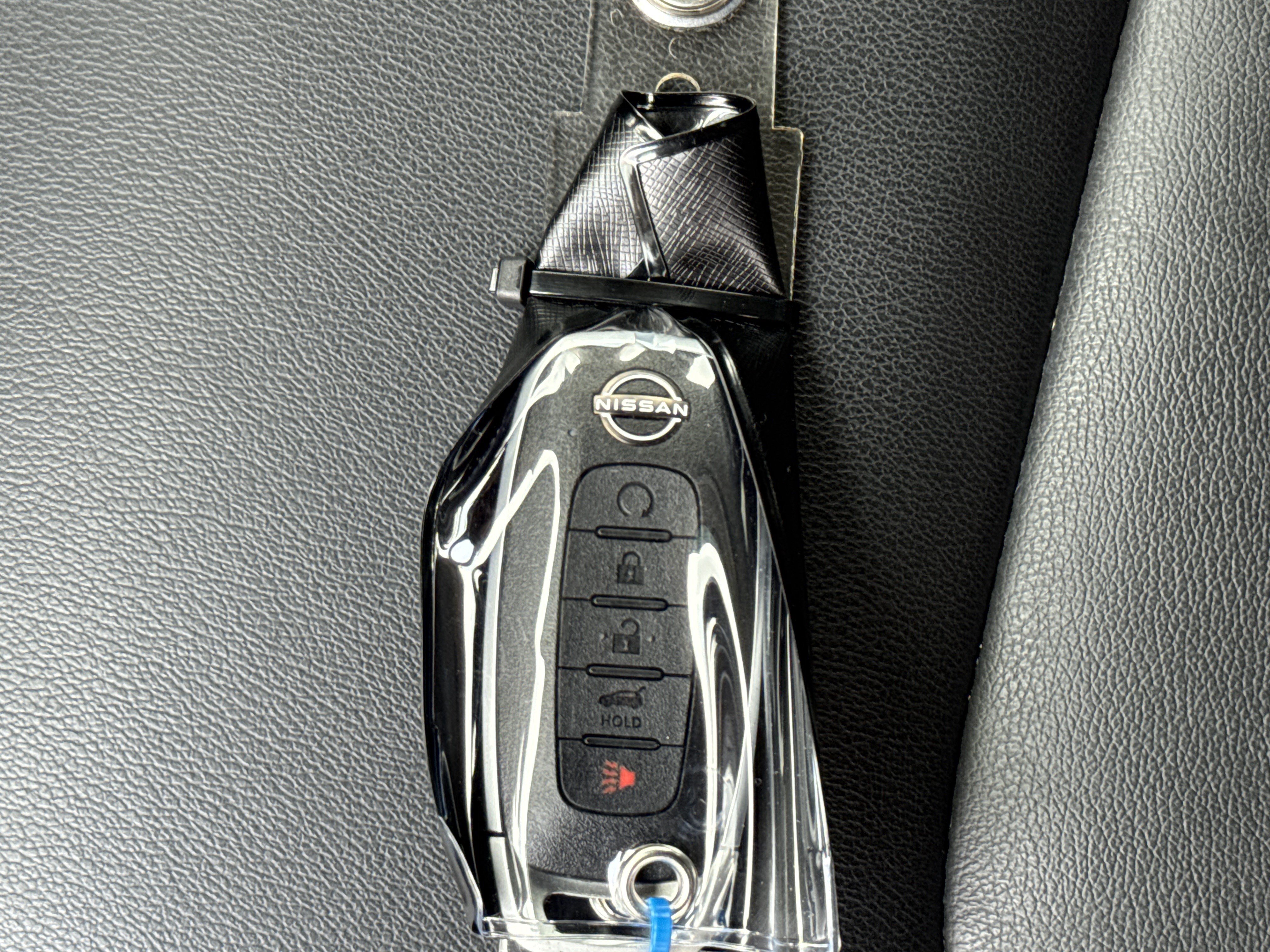 Used 2024 Nissan Pathfinder SL FWD image 35