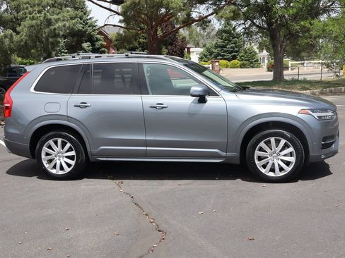 Used 2017 Volvo XC90 T6 Momentum w/ Vision Package AWD/4WD image 3