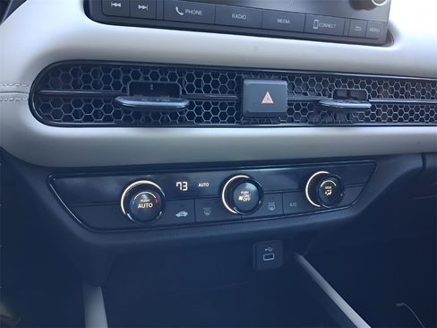 Certified 2023 Honda HR-V LX image 24