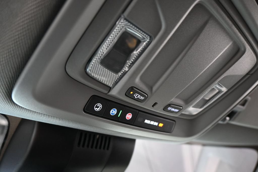 Used 2024 Chevrolet Silverado 1500 LT RWD image 29