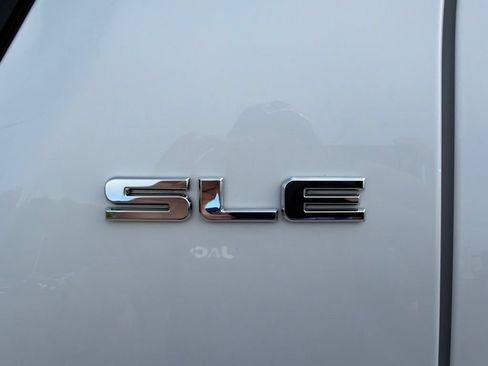 Used 2017 GMC Terrain SLE AWD/4WD image 8