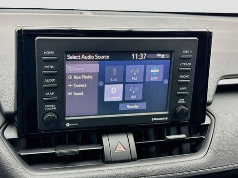 Used 2020 Toyota RAV4 XLE w/ XLE Grade Weather Package FWD image 11