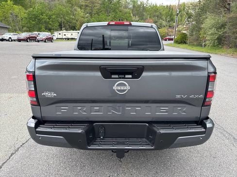 Used 2023 Nissan Frontier SV w/ SV Convenience Package AWD/4WD image 4