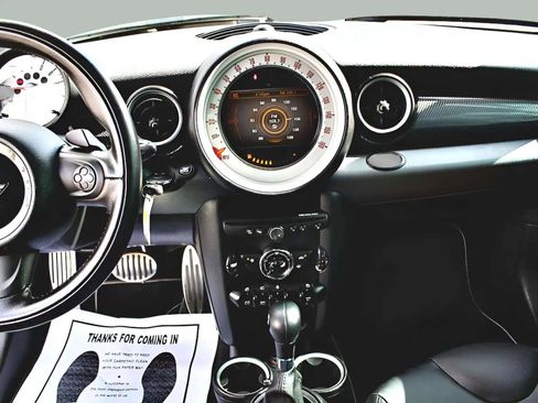 Used 2011 MINI Cooper S image 11