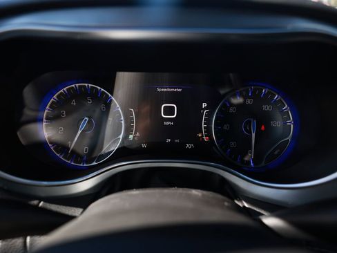 New 2026 Chrysler Pacifica Limited image 16