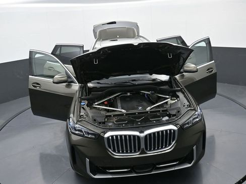 Used 2025 BMW X5 xDrive40i image 39