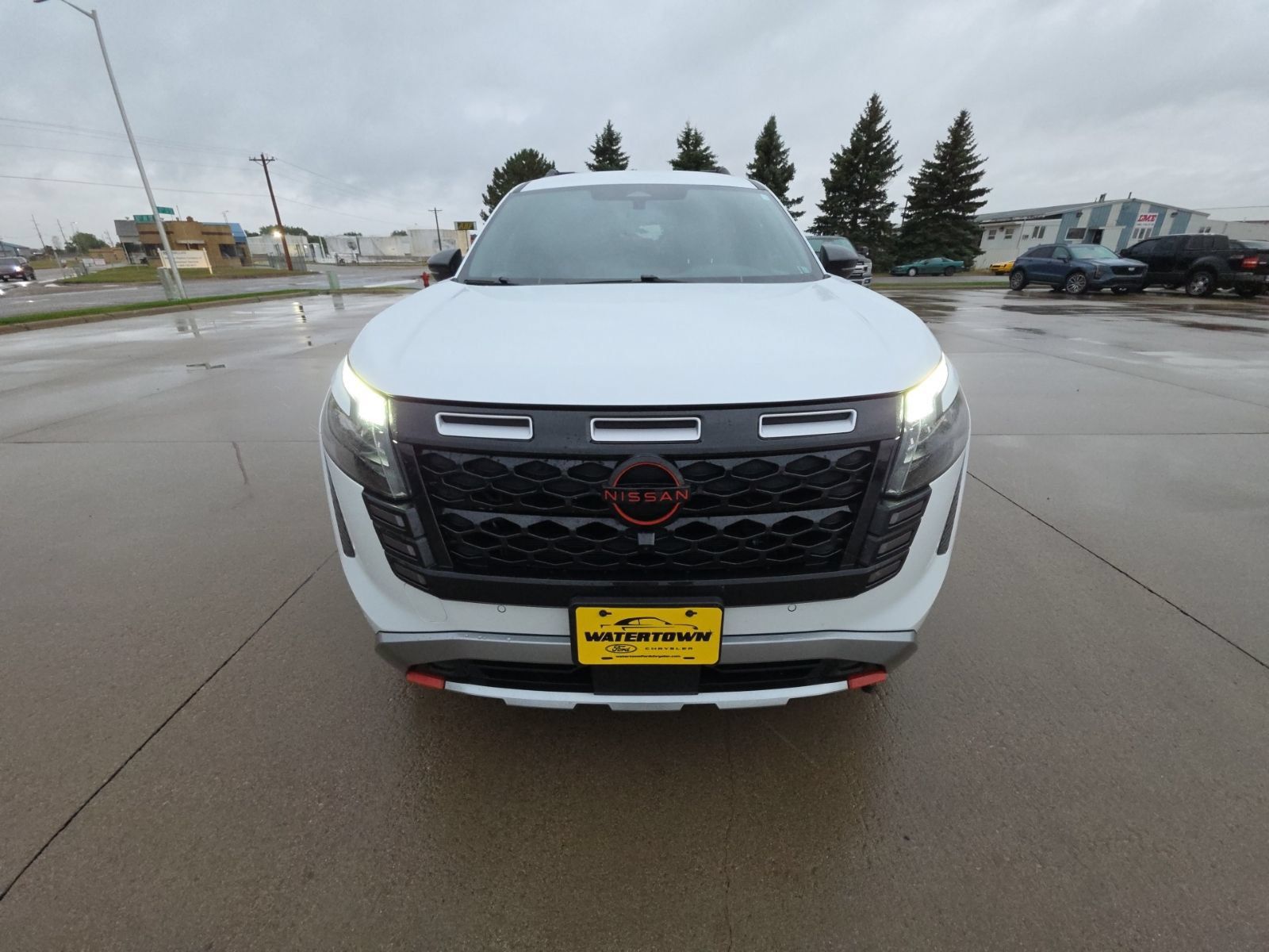 Used 2026 Nissan Pathfinder Rock Creek AWD/4WD image 3