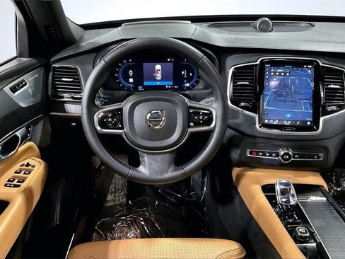 Certified 2024 Volvo XC90 B6 Ultimate image 6
