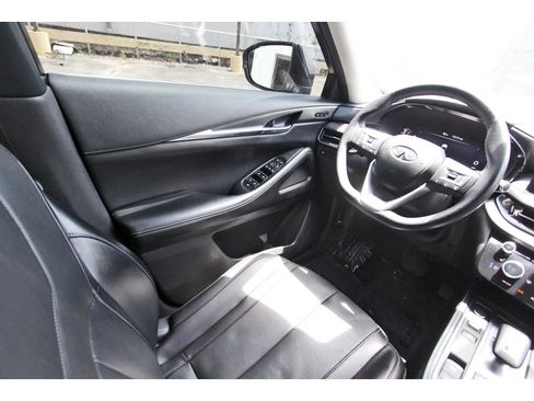 Used 2023 INFINITI QX60 Luxe w/ Cargo Package FWD image 11
