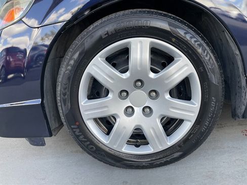 Used 2011 Honda Civic LX image 31