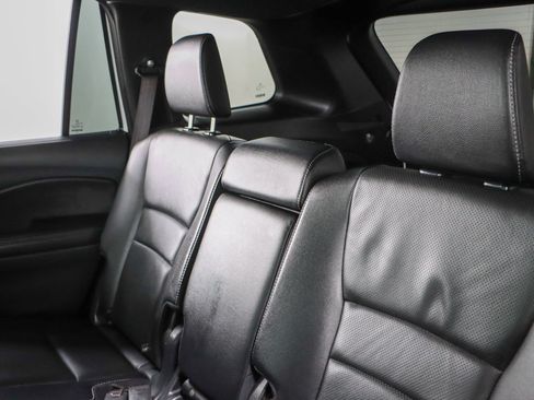 Used 2023 Honda Passport EX-L image 25