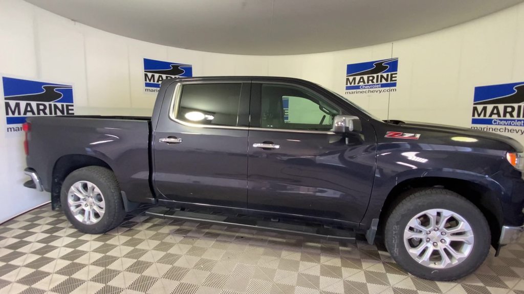 Used 2022 Chevrolet Silverado 1500 LTZ AWD/4WD image 3
